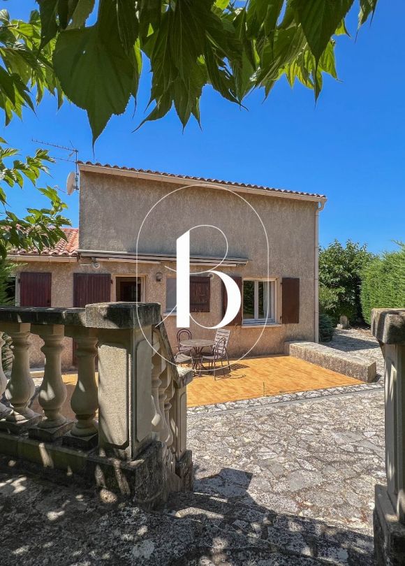sale Villa Uzes