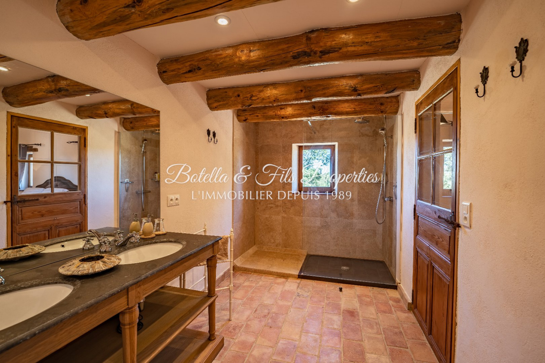 vente Domaine Uzes
