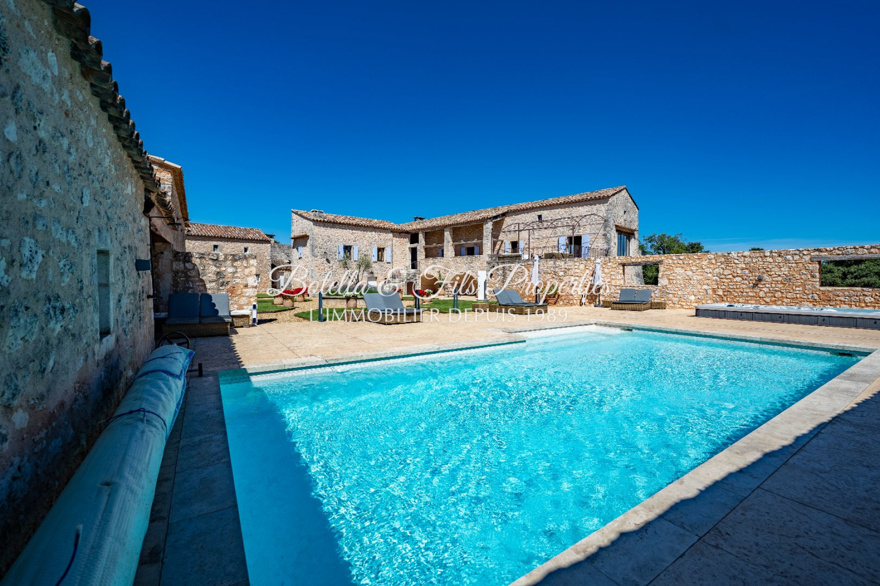 vente Domaine Uzes
