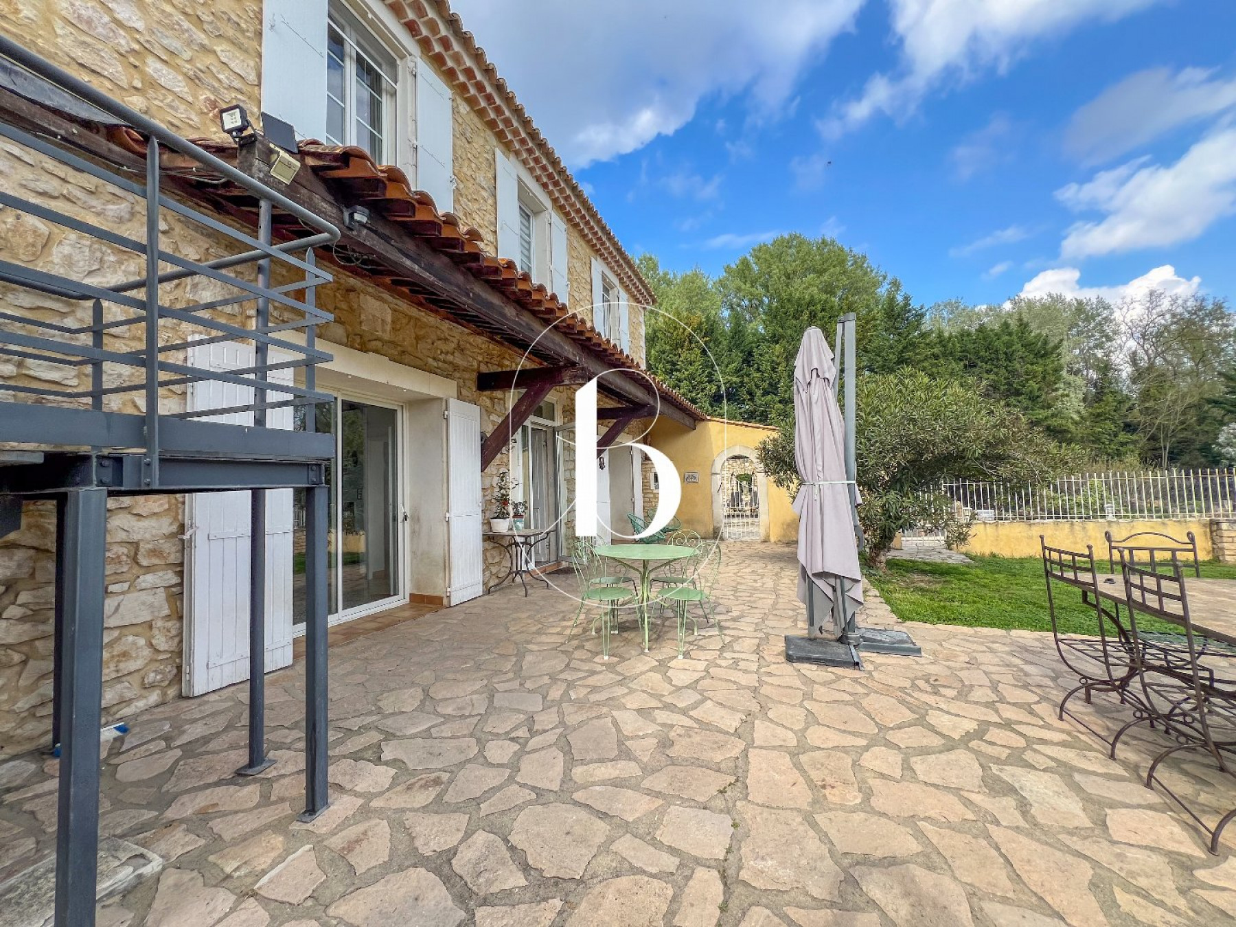 vente Mas Pont Saint Esprit