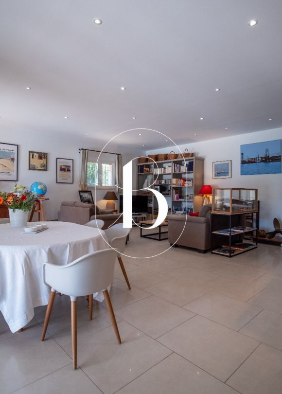 sale Maison contemporaine Uzes
