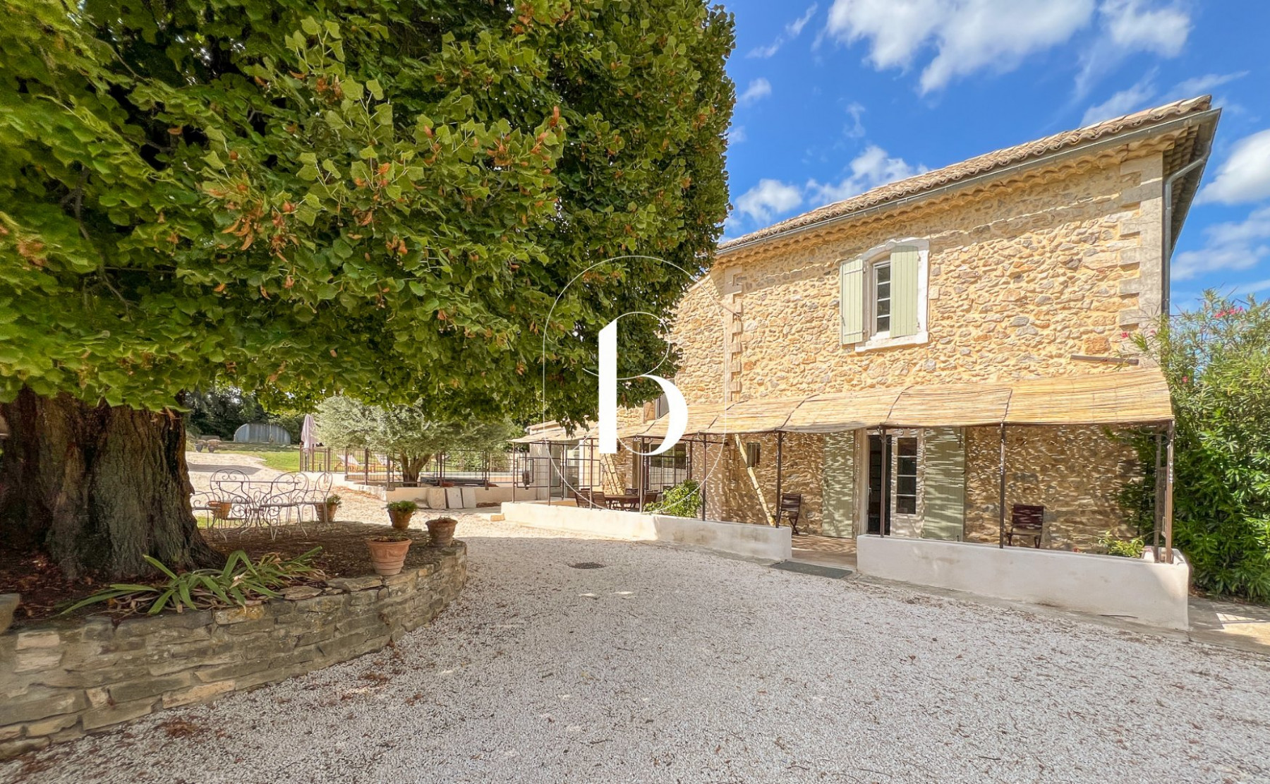 vente Mas Saint Paulet De Caisson