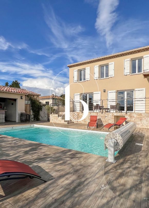 sale Villa Goudargues