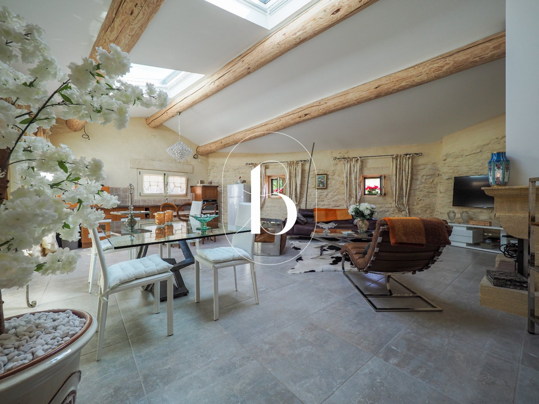 vente Maison de village Uzes