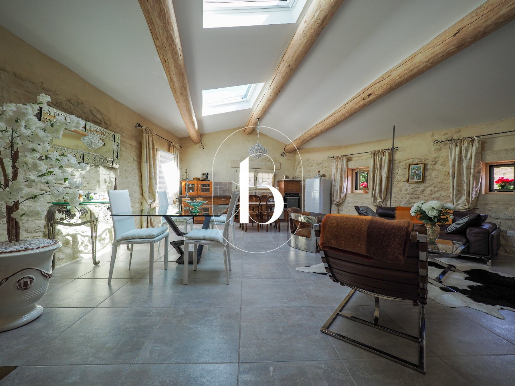 vente Maison de village Uzes