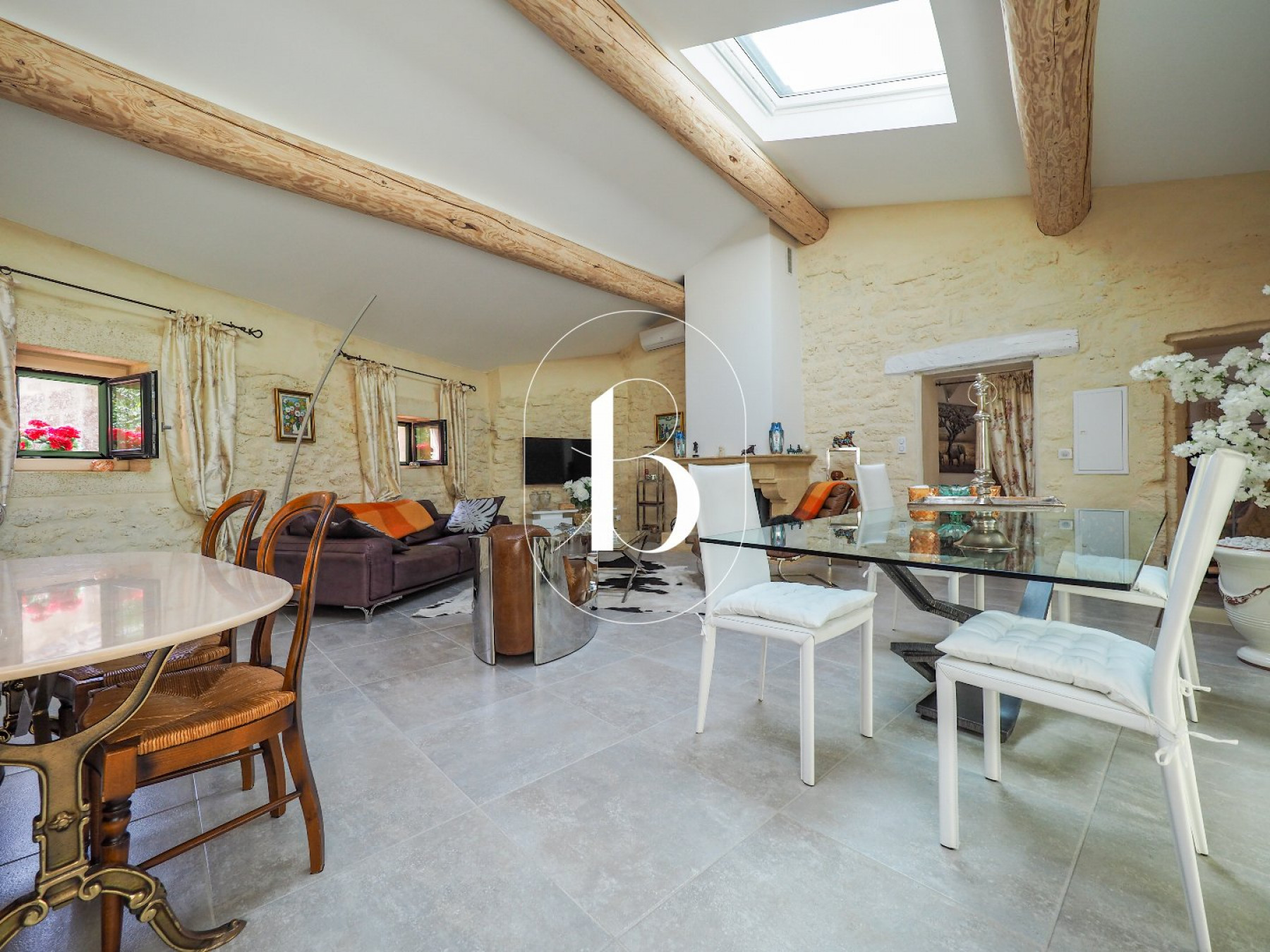 vente Maison de village Uzes