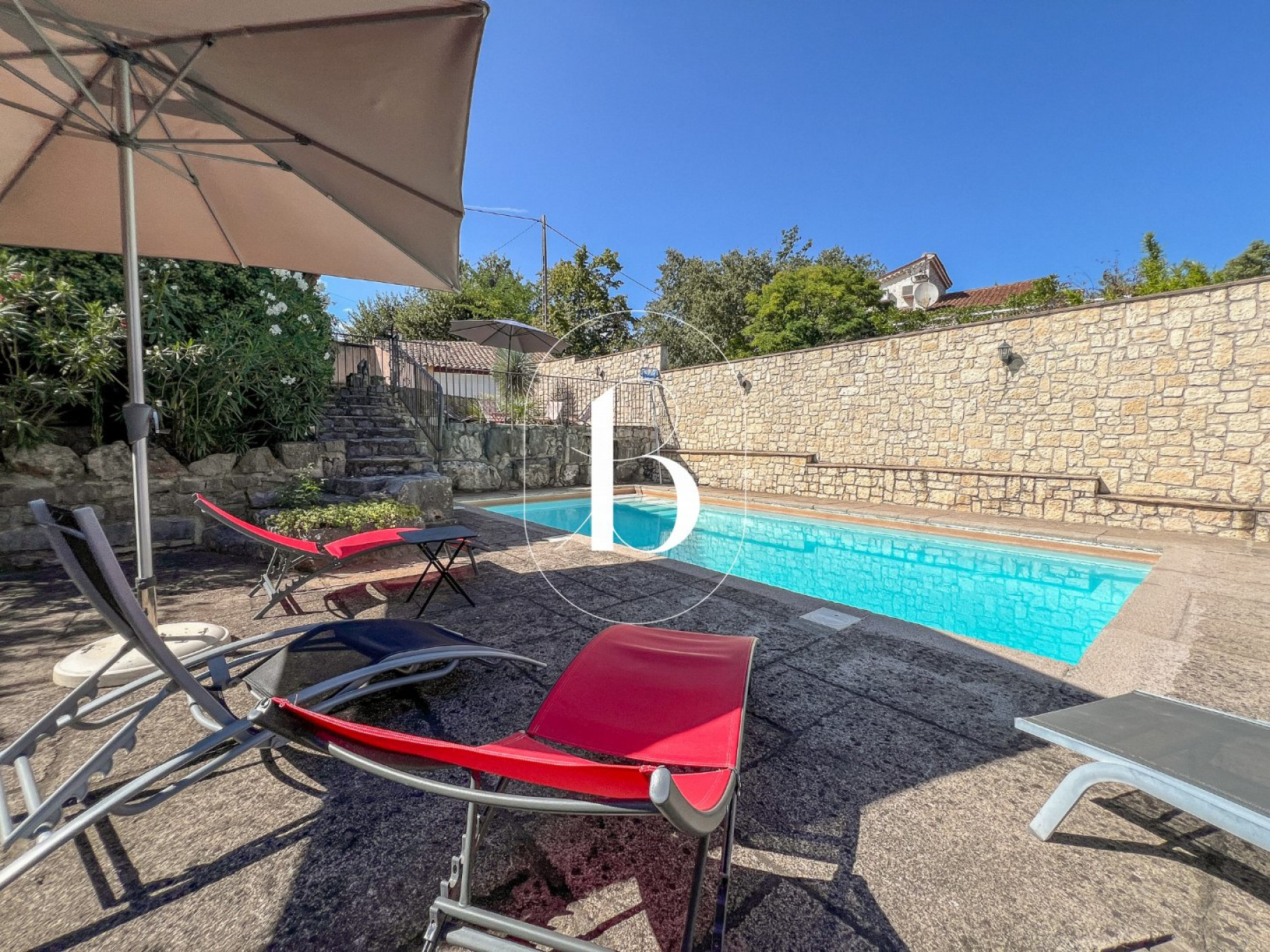 sale Maison contemporaine Labeaume