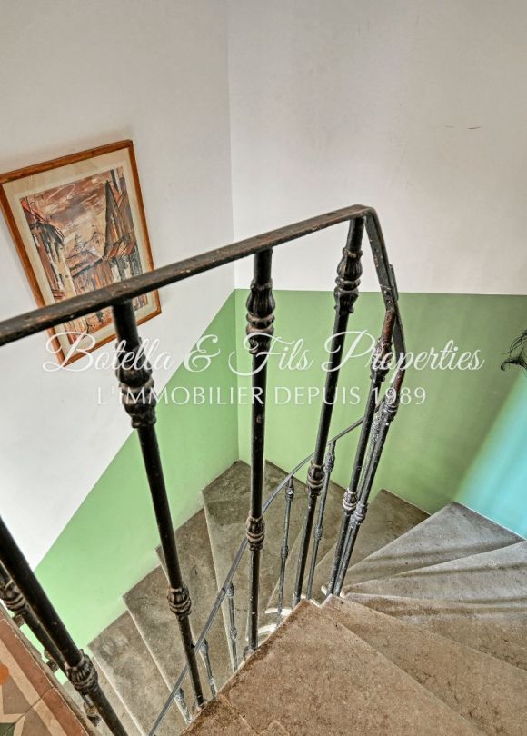 sale Maison de village Uzes