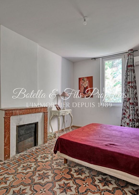 sale Maison de village Uzes