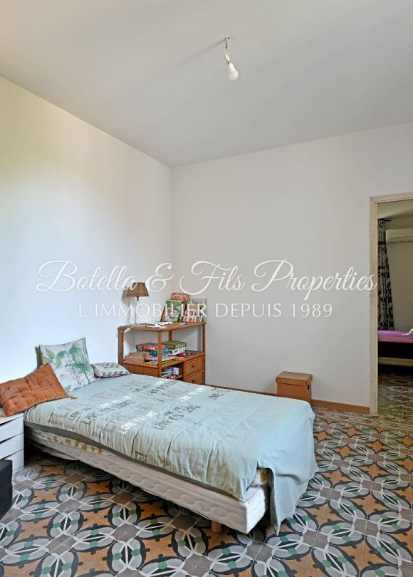 sale Maison de village Uzes