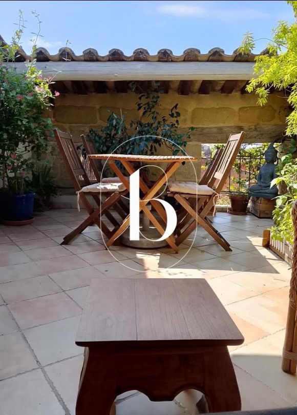 sale Maison de village Saint Quentin La Poterie