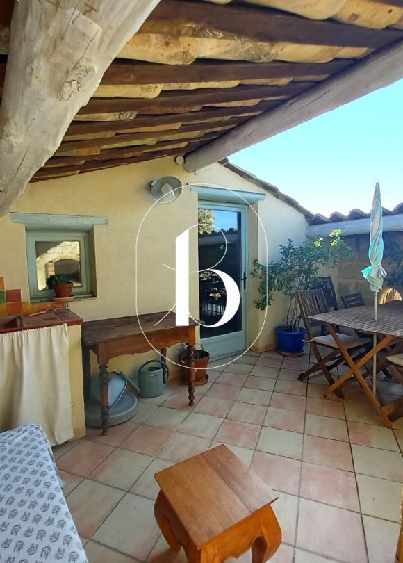 sale Maison de village Saint Quentin La Poterie