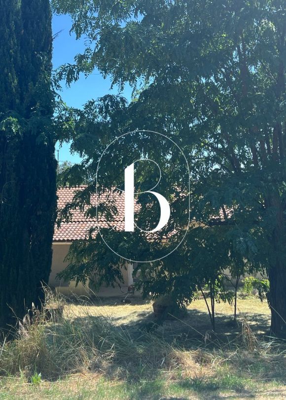 sale Villa Uzes