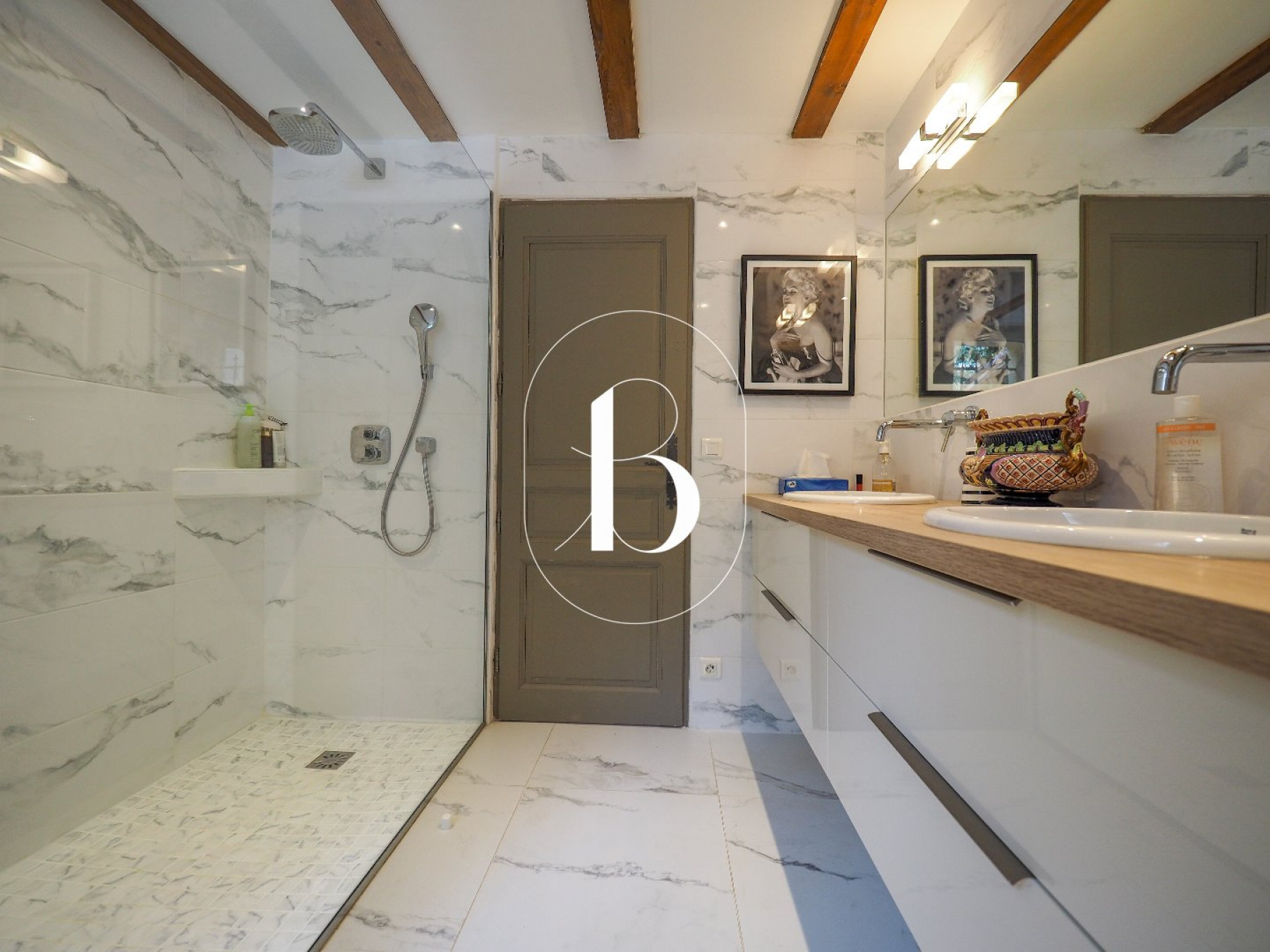 sale Villa Uzes