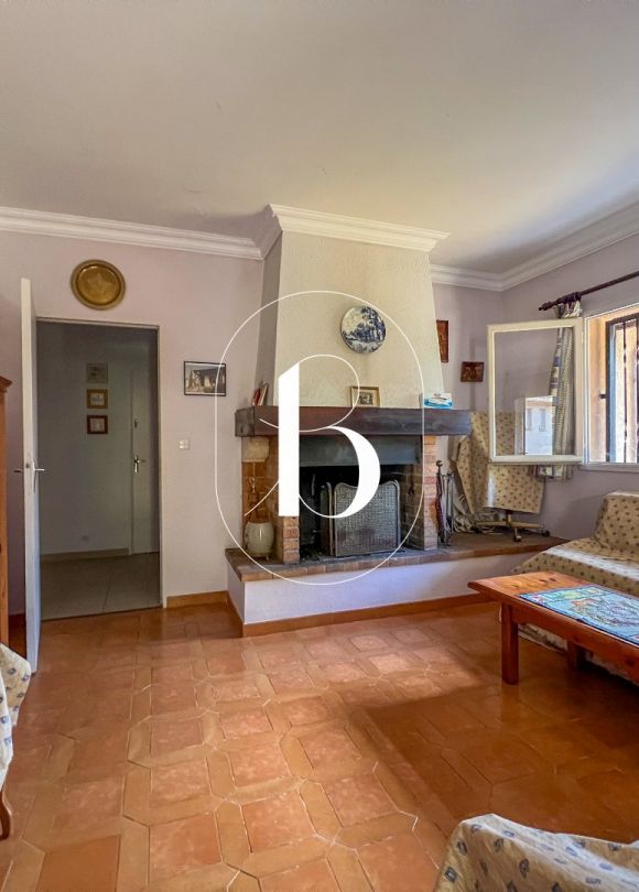 sale Villa Uzes