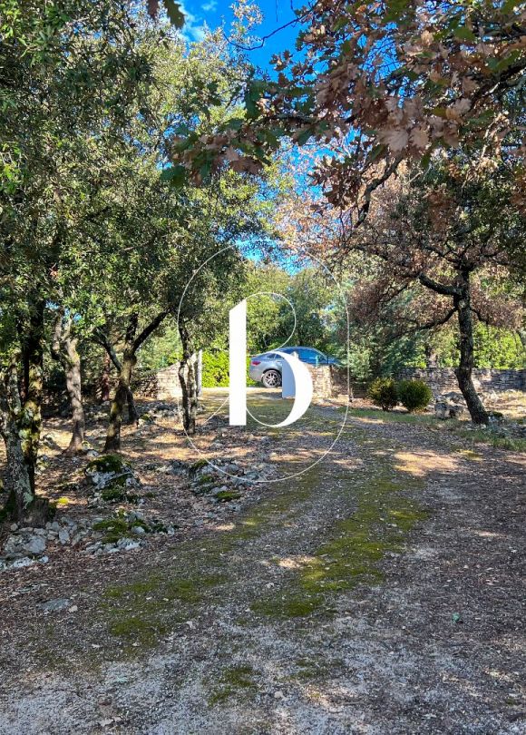 sale Villa Uzes