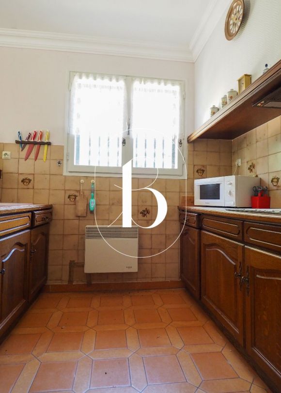 sale Villa Uzes
