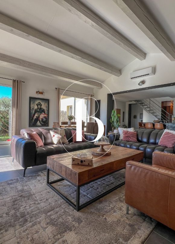 sale Villa Goudargues