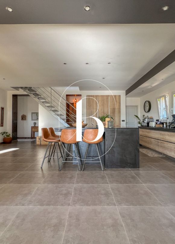 sale Villa Goudargues