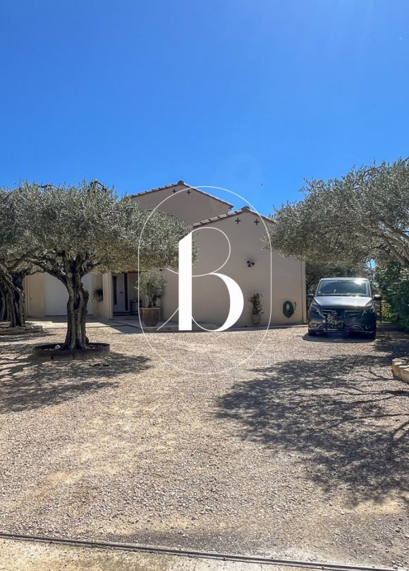 sale Villa Goudargues