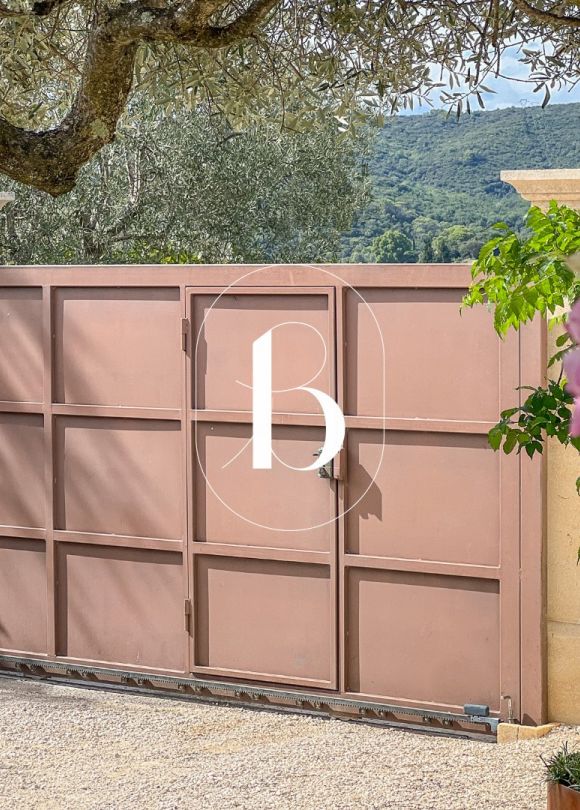 sale Villa Goudargues