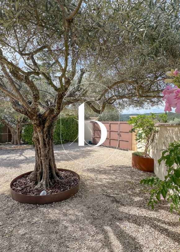 sale Villa Goudargues