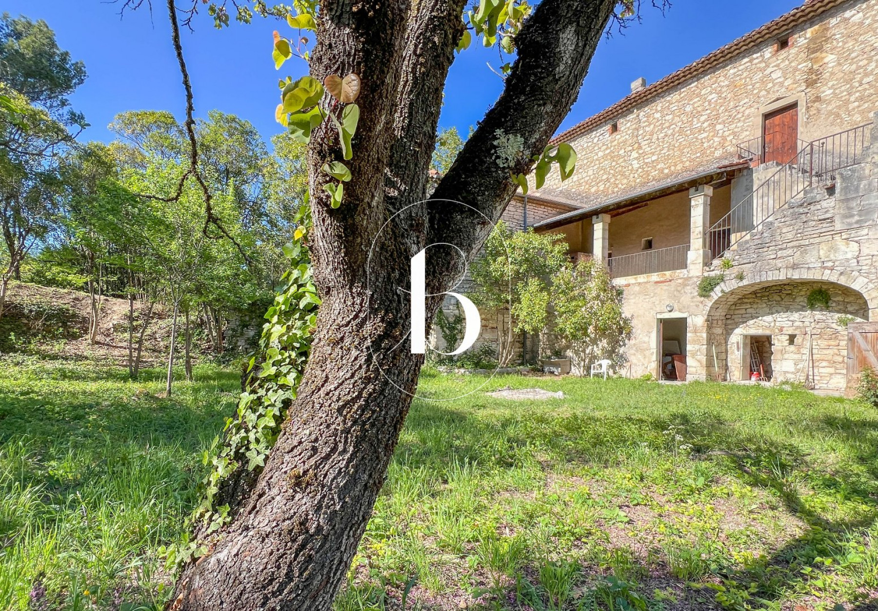 vente Demeure de ville et village Barjac