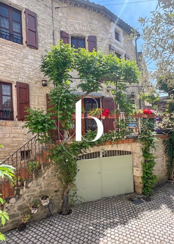 sale Maison de village Barjac