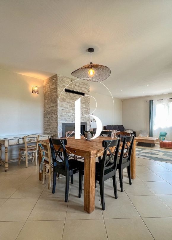 sale Villa Goudargues