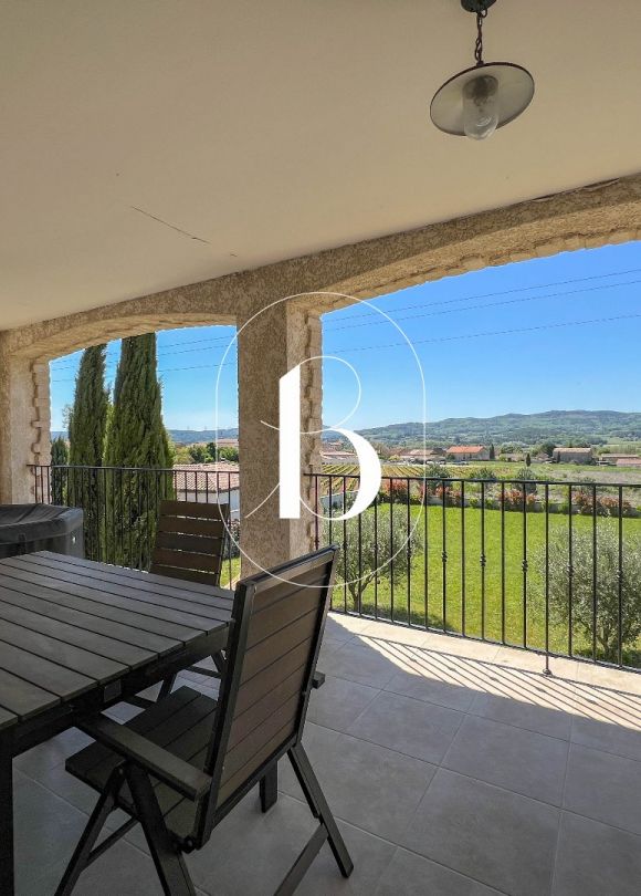 sale Villa Goudargues