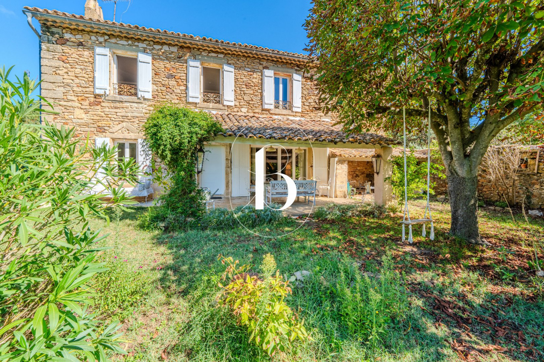 sale Mas Uzes