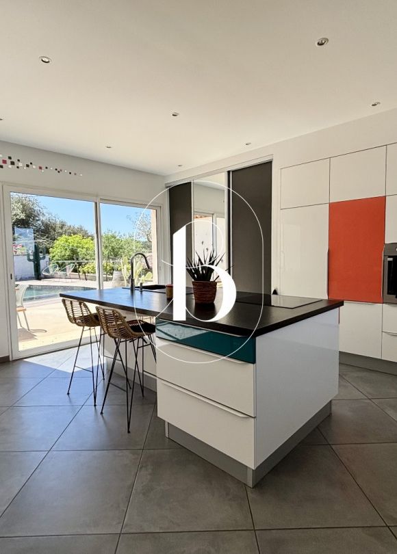 sale Maison contemporaine Uzes