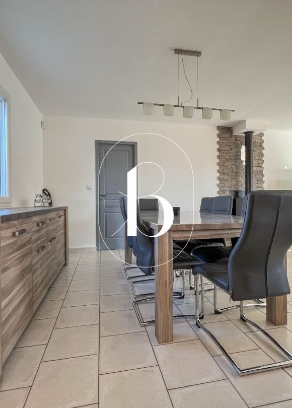 sale Villa Goudargues