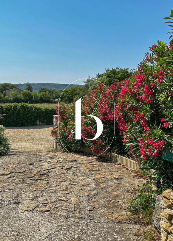 sale Villa Goudargues