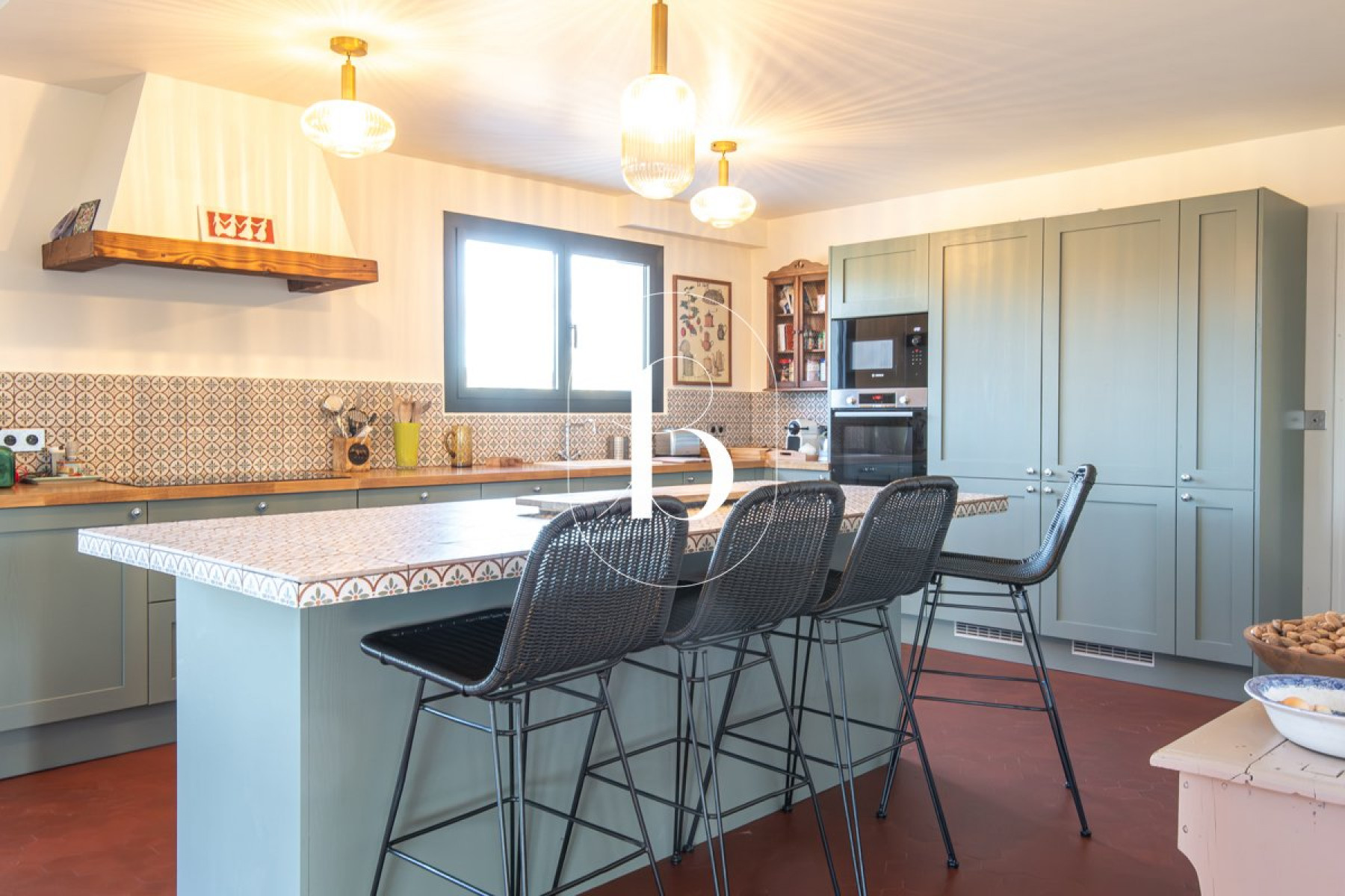 sale Villa Uzes