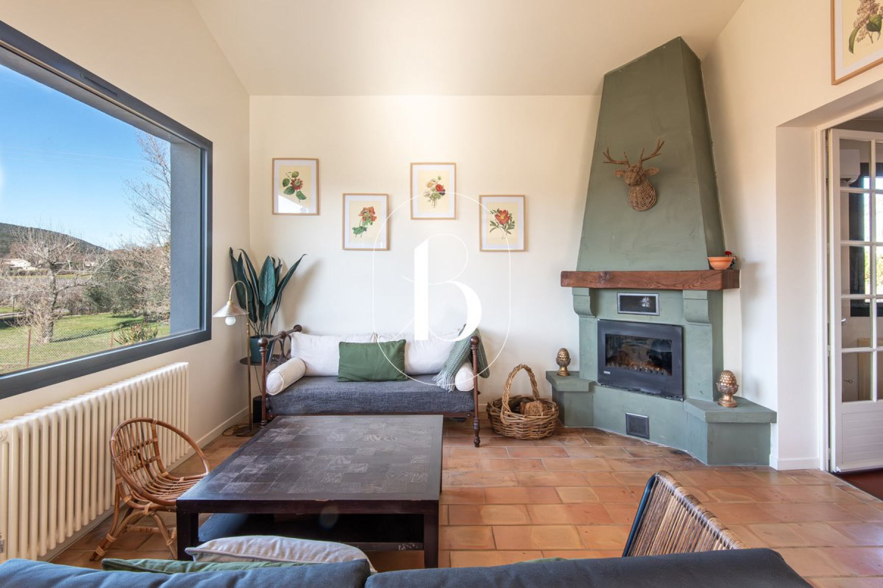 sale Villa Uzes