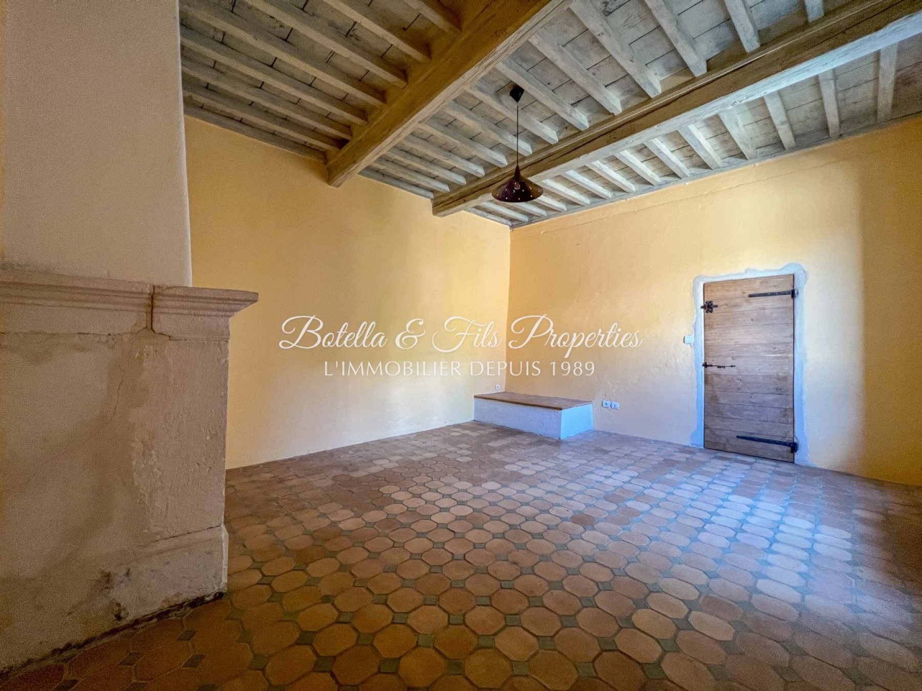 vente Maison de village Uzes