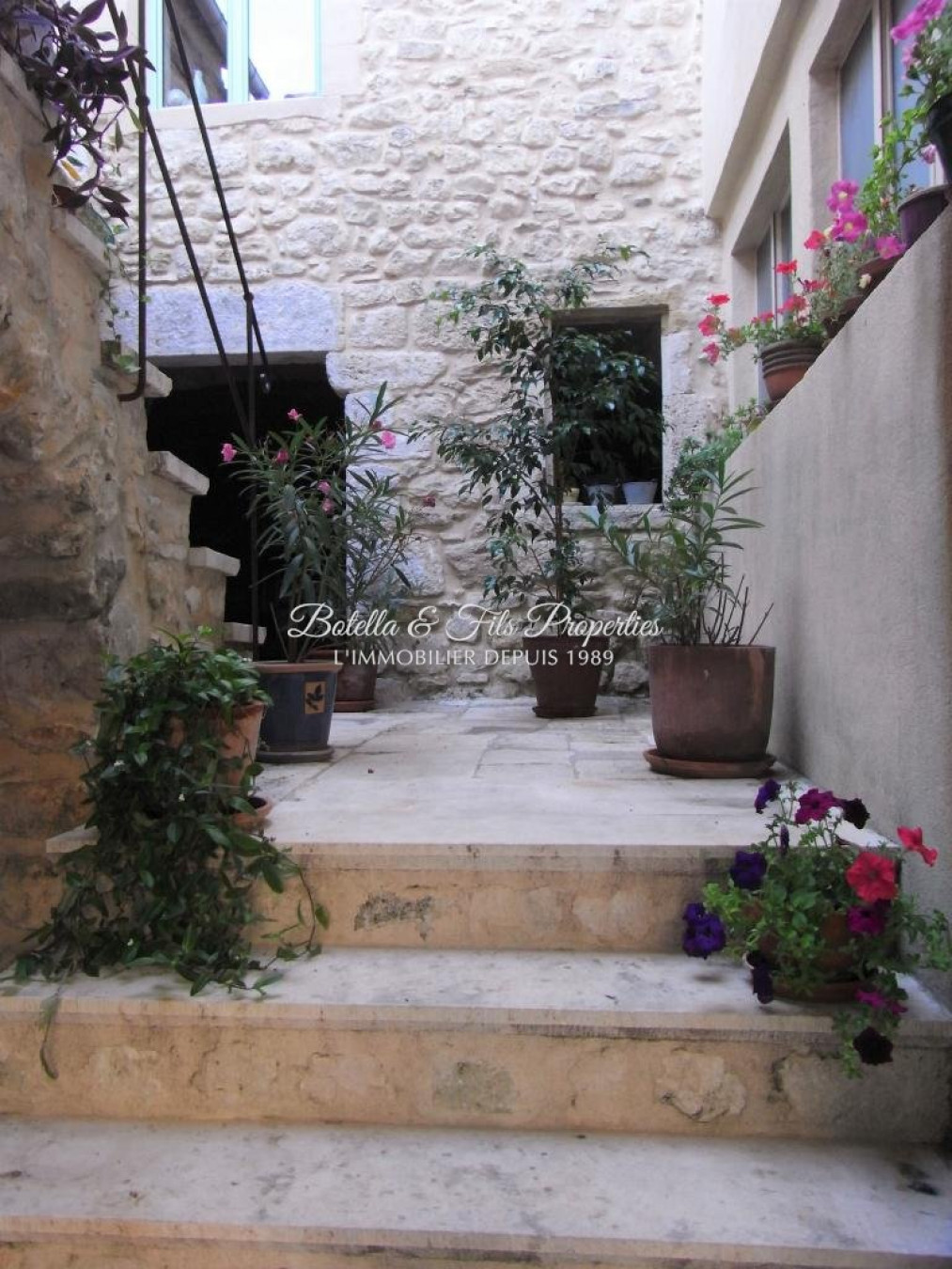 vente Maison de village Uzes