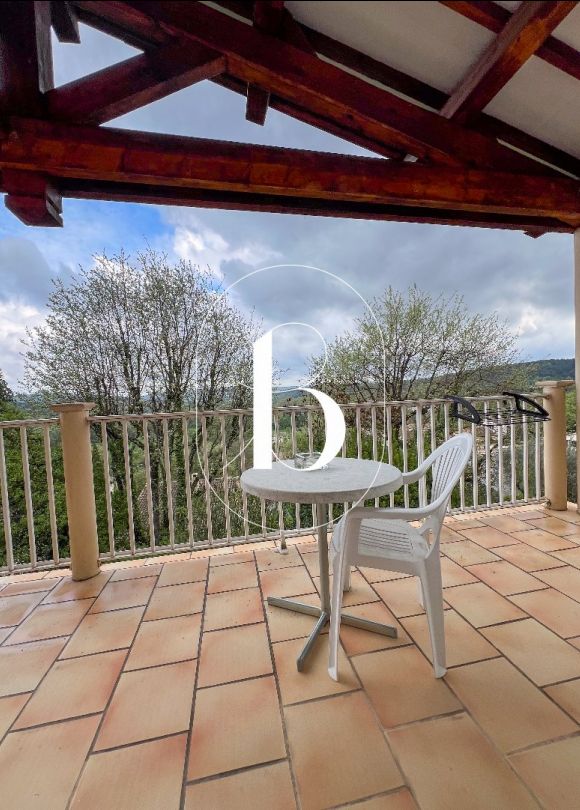 sale Villa Goudargues