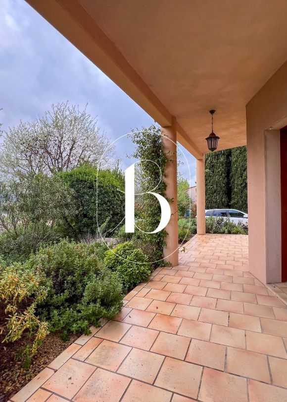 sale Villa Goudargues