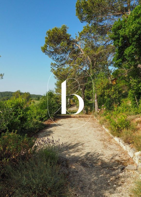 sale Villa Goudargues