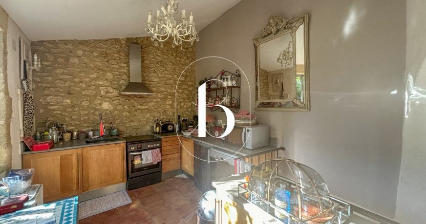 vente Maison de village Uzes
