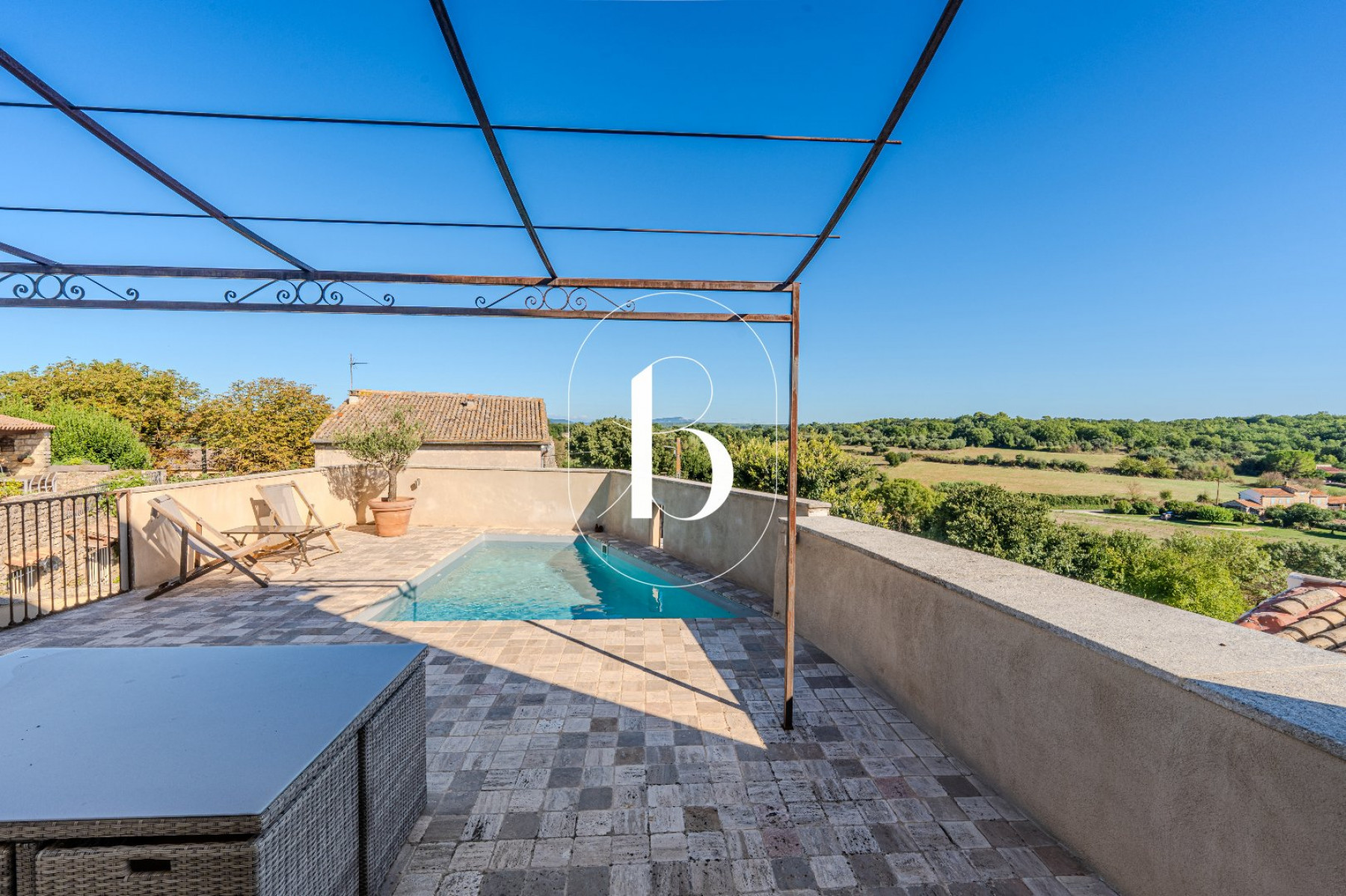 vente Maison de village Uzes