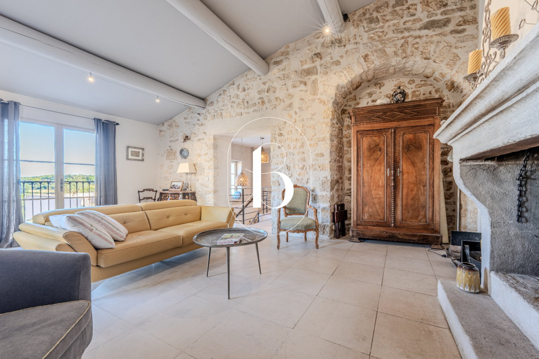 vente Maison de village Uzes
