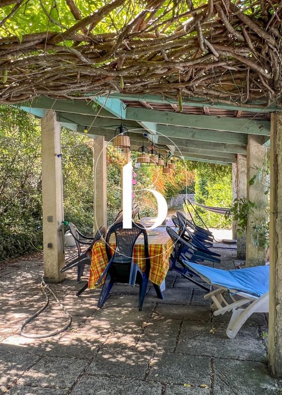 sale Villa Gagnieres