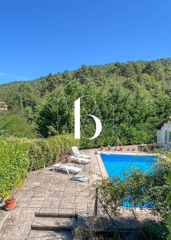 sale Villa Gagnieres