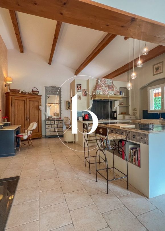 sale Villa Goudargues