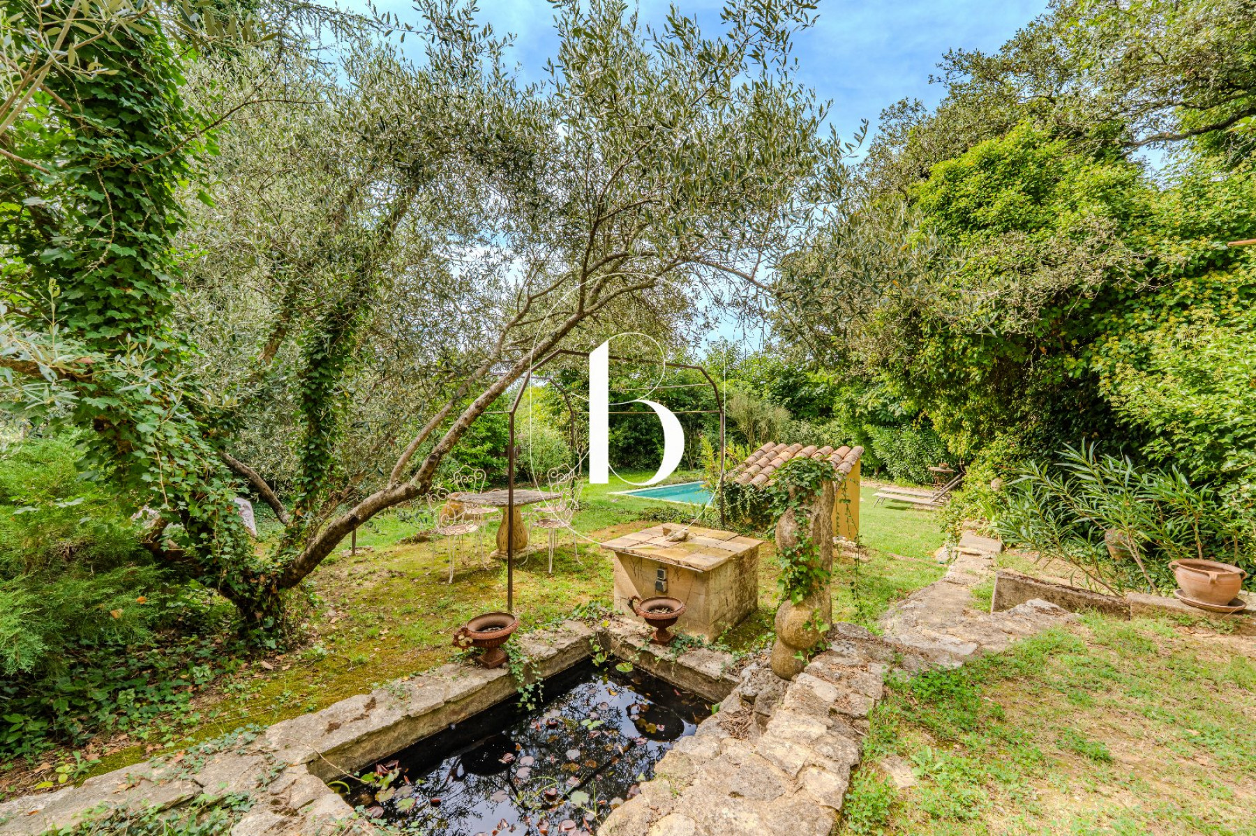 sale Villa Uzes