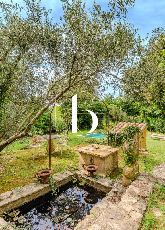 sale Villa Uzes