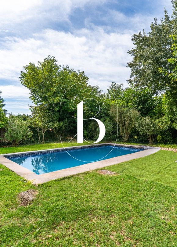 sale Villa Uzes